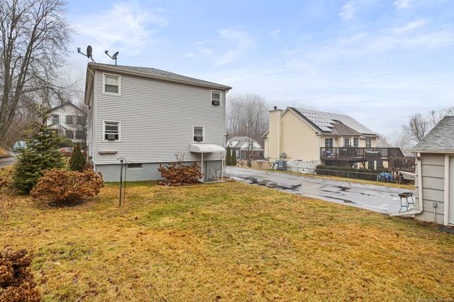 65 1st Avenue 2, New Haven, CT 06513