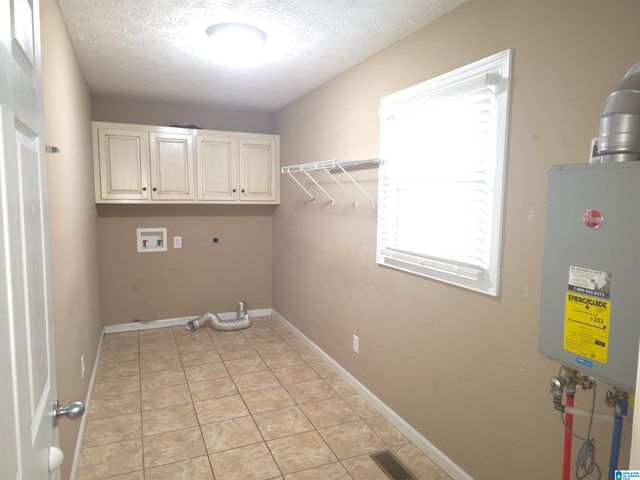 1018 SOUTHWOOD AVENUE, Talladega, AL 35160