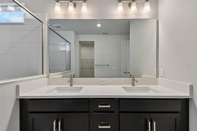 5842 NATIVE OAK STREET, Mount Dora, FL 32757