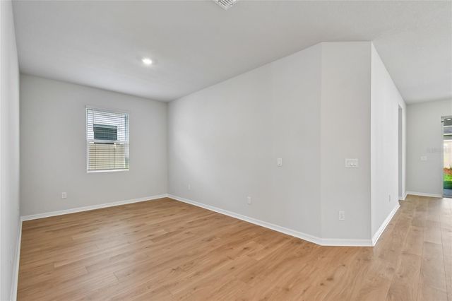 5842 NATIVE OAK STREET, Mount Dora, FL 32757