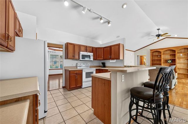 3201 Bear Tracks Drive, Wentzville, MO 63385