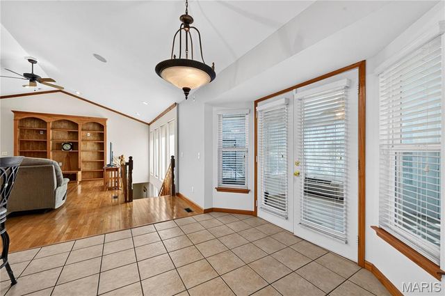 3201 Bear Tracks Drive, Wentzville, MO 63385
