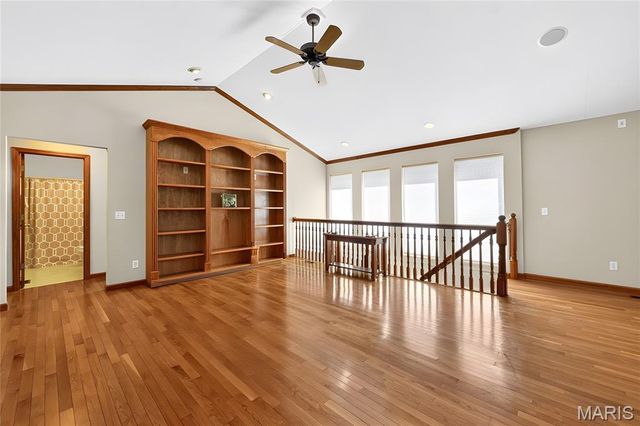 3201 Bear Tracks Drive, Wentzville, MO 63385