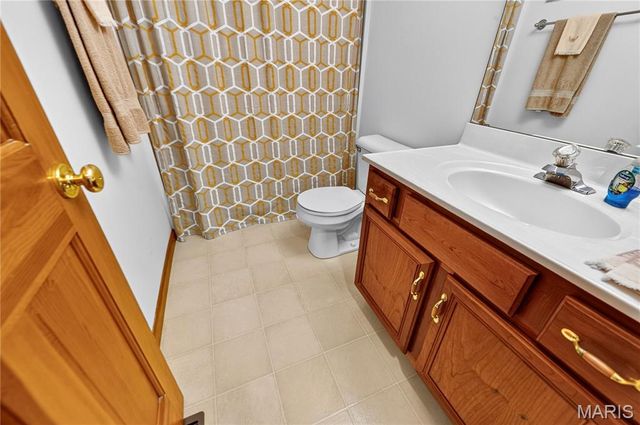 3201 Bear Tracks Drive, Wentzville, MO 63385