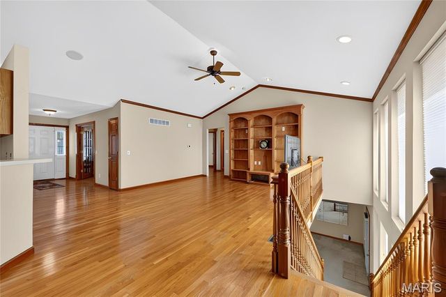 3201 Bear Tracks Drive, Wentzville, MO 63385