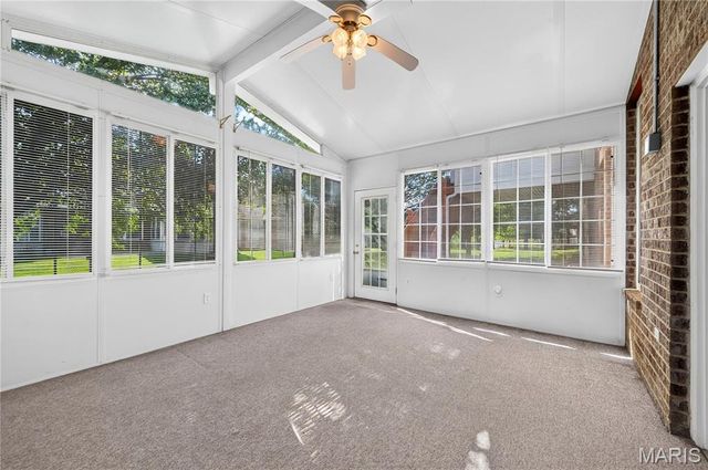 3201 Bear Tracks Drive, Wentzville, MO 63385