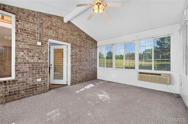 3201 Bear Tracks Drive, Wentzville, MO 63385