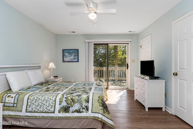 102 Wyndward Court, Emerald Isle, NC 28594