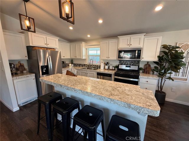 8297 Cottonwood Ave. Spc 30, Fontana, CA 92335