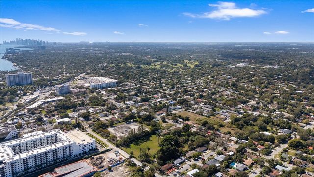 11303 NE 13 Avenue, Miami, FL 33161