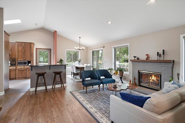 15809 Nursery Drive, Minnetonka, MN 55345