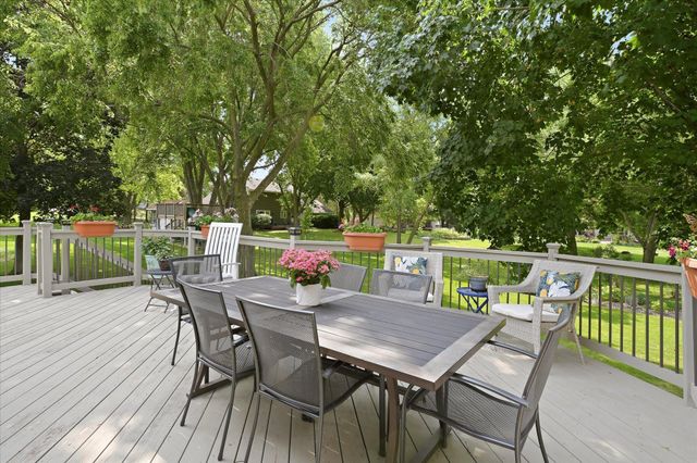 15809 Nursery Drive, Minnetonka, MN 55345
