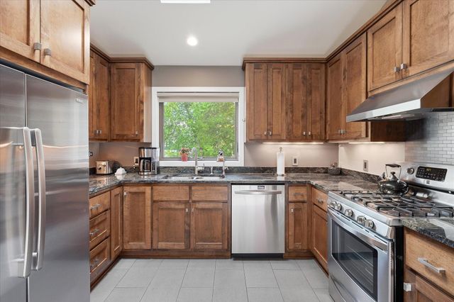 15809 Nursery Drive, Minnetonka, MN 55345