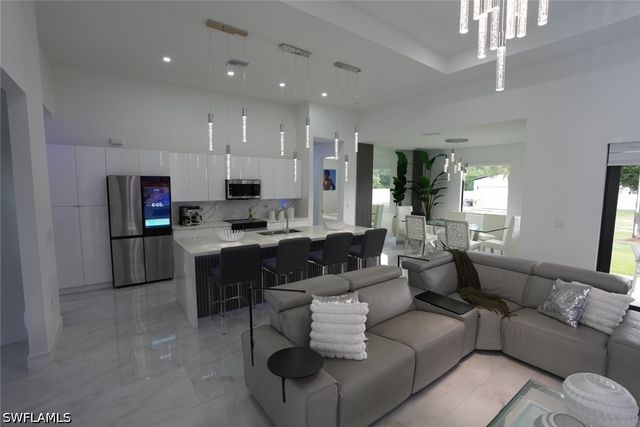 611 Lake AVE, Lehigh Acres, FL 33972
