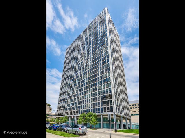330 W Diversey Parkway 2701, Chicago, IL 60657