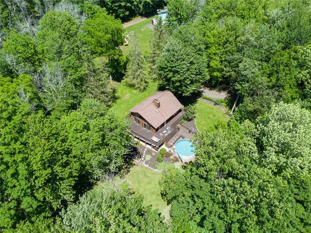 7733 East Port Bay Road, Wolcott, NY 14590