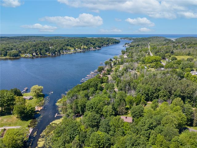 7733 East Port Bay Road, Wolcott, NY 14590