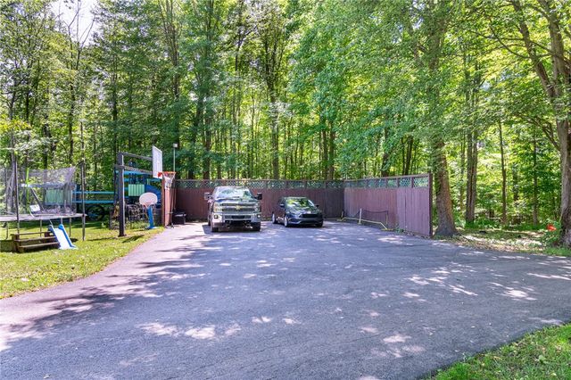 7733 East Port Bay Road, Wolcott, NY 14590