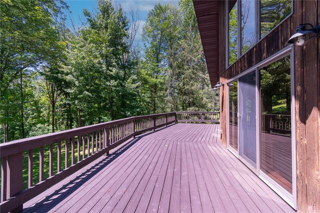 7733 East Port Bay Road, Wolcott, NY 14590