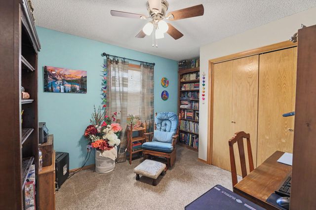 2033 S Crestline Ct, Wichita, KS 67209