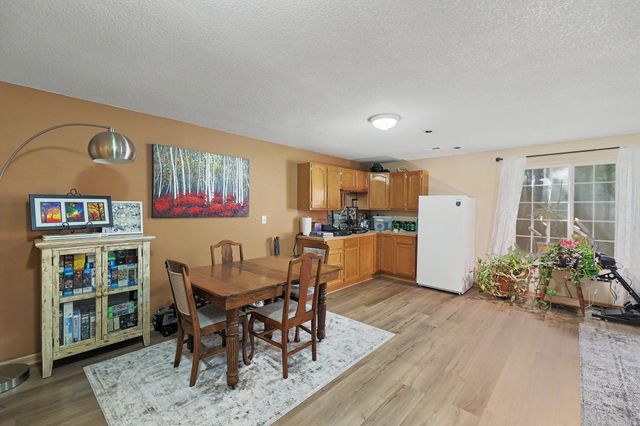 2033 S Crestline Ct, Wichita, KS 67209