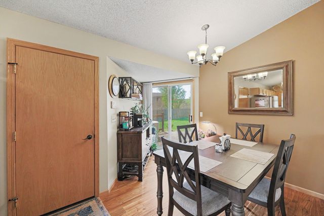 2033 S Crestline Ct, Wichita, KS 67209