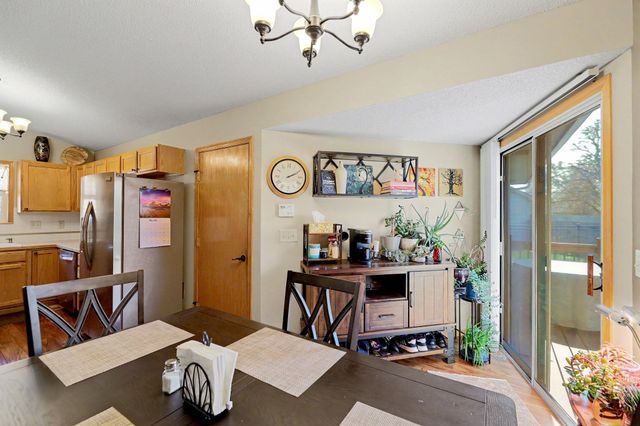 2033 S Crestline Ct, Wichita, KS 67209