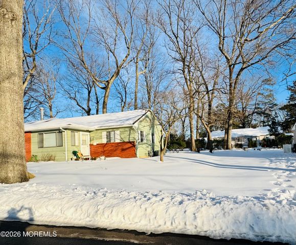 7 A Pheasant Street, Manchester, NJ 08759