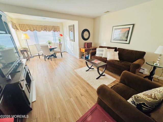 7 A Pheasant Street, Manchester, NJ 08759