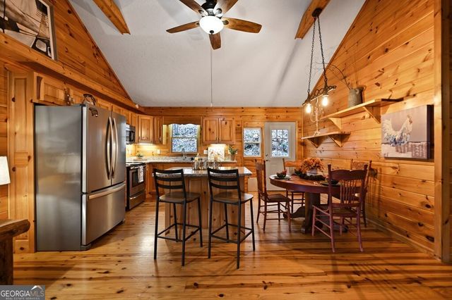 18 Gradient Court, Ellijay, GA 30540