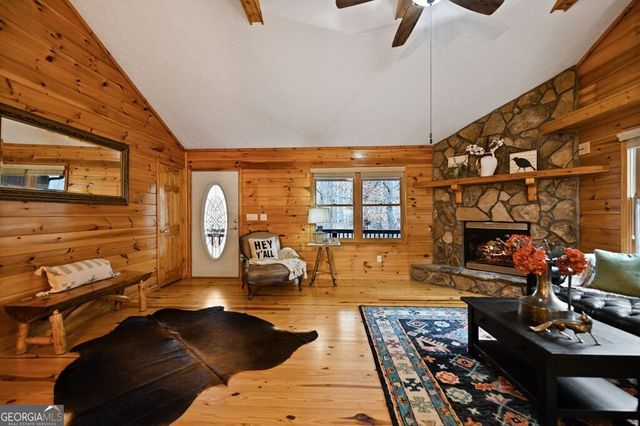 18 Gradient Court, Ellijay, GA 30540