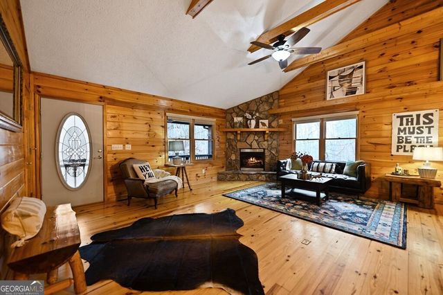 18 Gradient Court, Ellijay, GA 30540