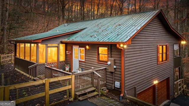 18 Gradient Court, Ellijay, GA 30540