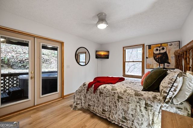 18 Gradient Court, Ellijay, GA 30540