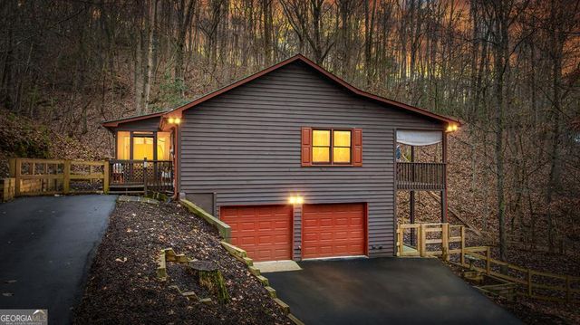 18 Gradient Court, Ellijay, GA 30540