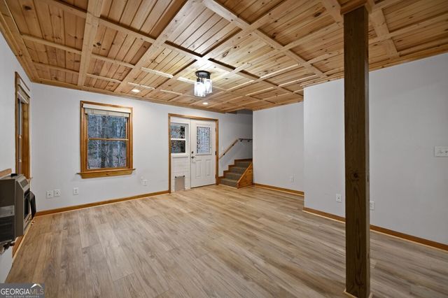 18 Gradient Court, Ellijay, GA 30540