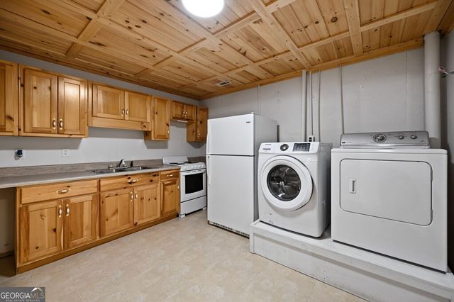 18 Gradient Court, Ellijay, GA 30540