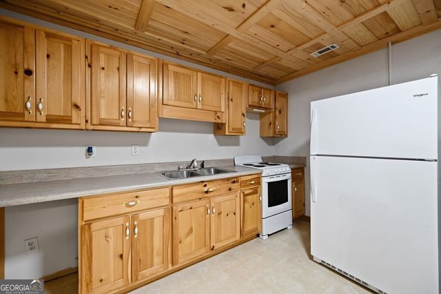 18 Gradient Court, Ellijay, GA 30540