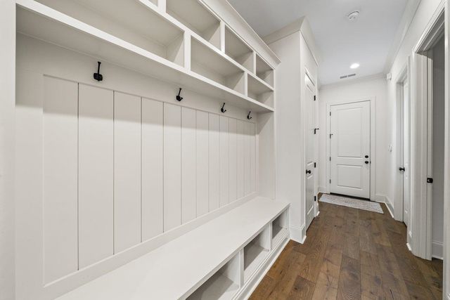 3358 HIDDEN BEND LN, Collierville, TN 38017