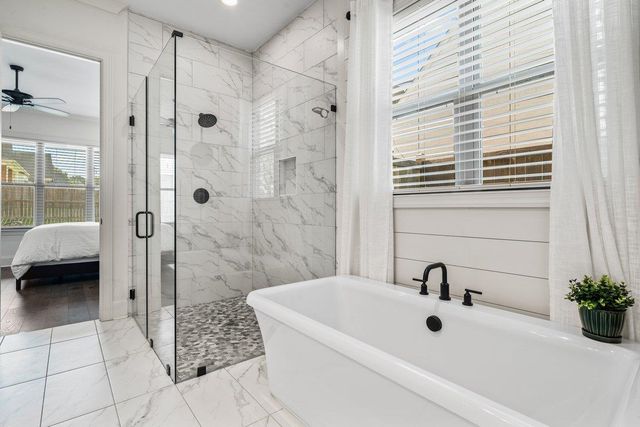 3358 HIDDEN BEND LN, Collierville, TN 38017