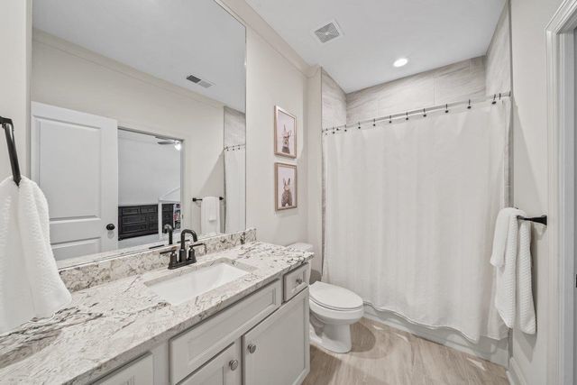 3358 HIDDEN BEND LN, Collierville, TN 38017