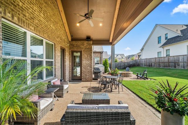 3358 HIDDEN BEND LN, Collierville, TN 38017