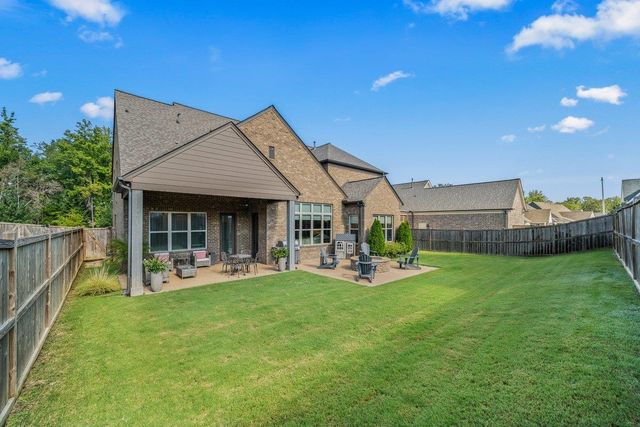 3358 HIDDEN BEND LN, Collierville, TN 38017