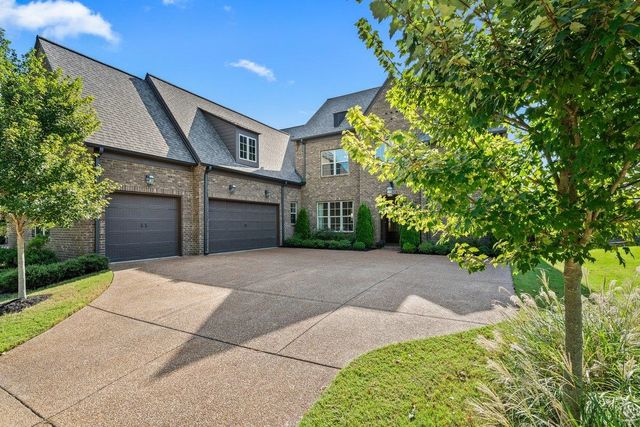 3358 HIDDEN BEND LN, Collierville, TN 38017