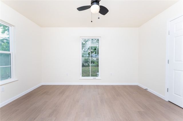 641 Caddo St, Corpus Christi, TX 78412