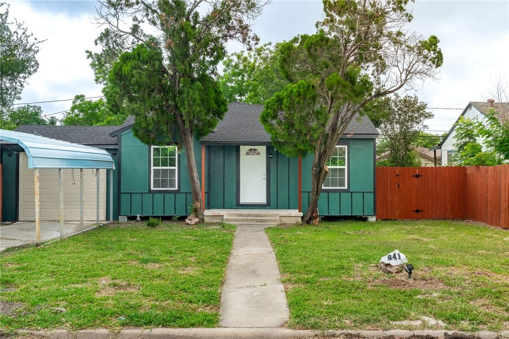 641 Caddo St, Corpus Christi, TX 78412