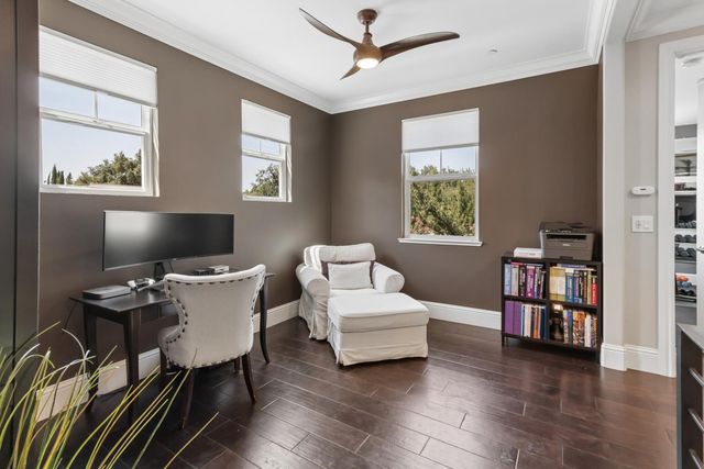 445 Westlake Dr, West Sacramento, CA 95605