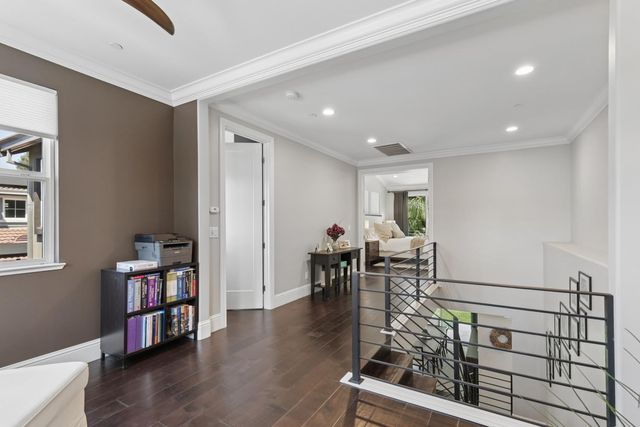 445 Westlake Dr, West Sacramento, CA 95605