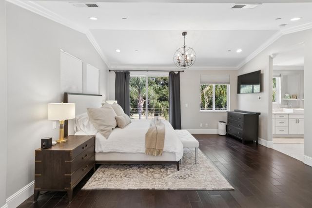 445 Westlake Dr, West Sacramento, CA 95605
