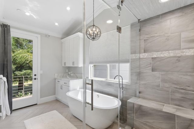 445 Westlake Dr, West Sacramento, CA 95605